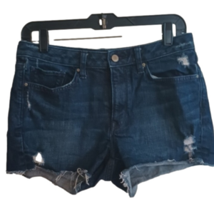 Gap dark wash slim cutoff shorts. Size 28. Classic gap style